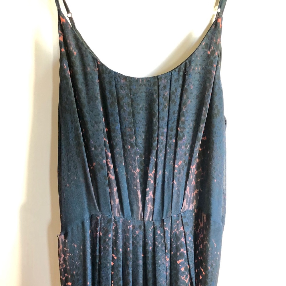 Maxi navy dress